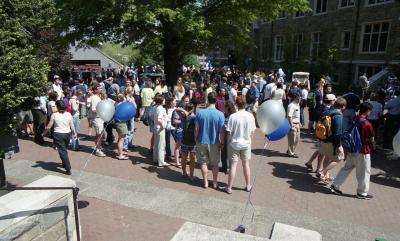 Students in Red Square on Georgetown Day, May 3, 2000